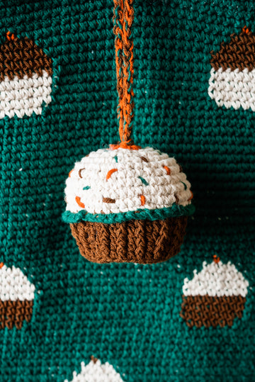 Cupcake Tapestry Tote Bag